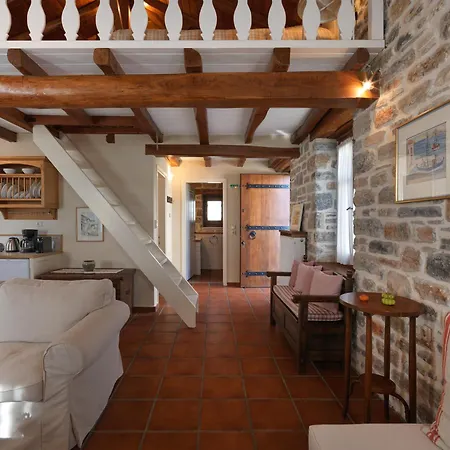 Amanita Boutique 4*